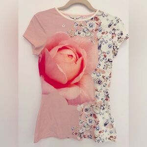 Floral Graphic Women's Top